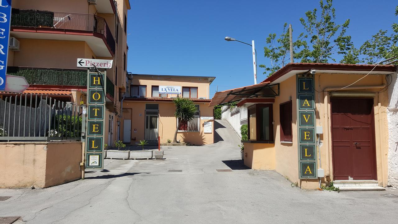 בוסקוריאלה Hotel La Vela מראה חיצוני תמונה